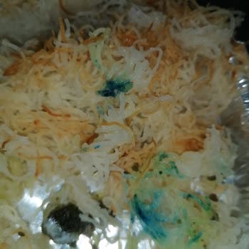 Sam Künefe İçinde Mavi Boya Çıktı