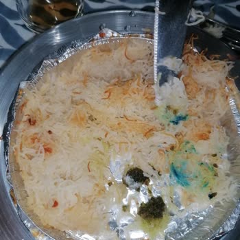 Sam Künefe İçinde Mavi Boya Çıktı