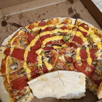 Domino's Pizza Hasarlı Ürün Gönderimi