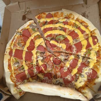 Domino's Pizza Hasarlı Ürün Gönderimi
