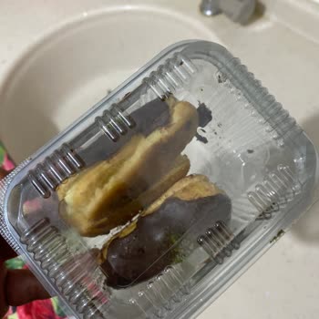 Hira Unlu Mamülleri & Cafe Ekler Bayat Çıktı!