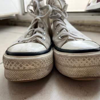 Converse Türkiye Mağdur Ediyor