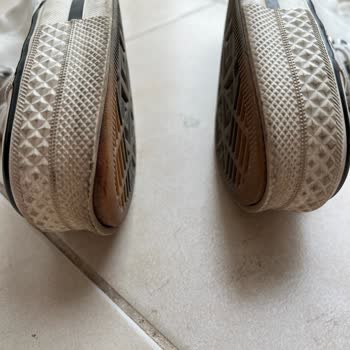 Converse Türkiye Mağdur Ediyor