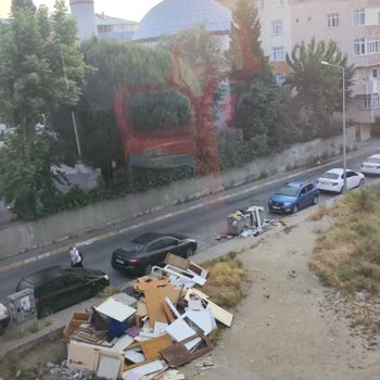 Sultangazi Belediyesi Çöp Sorunu Var