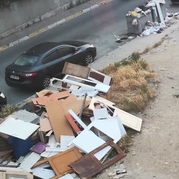 Sultangazi Belediyesi Çöp Sorunu Var