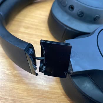 JBL Kulaklık Kırıldı Ve Ne Yapmalıyım