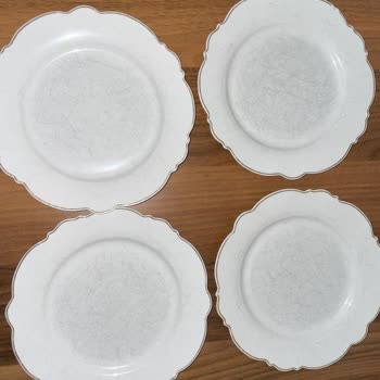 Karaca Porselen Yemek Takımım Çizildi!