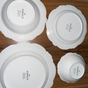 Karaca Porselen Yemek Takımım Çizildi!