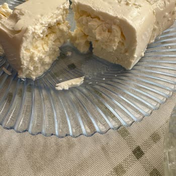 Pınar Et Ve Süt Süzme Peynir Kıvamı Çok Kötü!