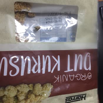 Harras Marka Organik Dut Kurusunun İçinden Taş Çıkması