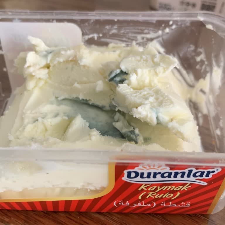 Şok Market Küflü Duranlar Kaymak