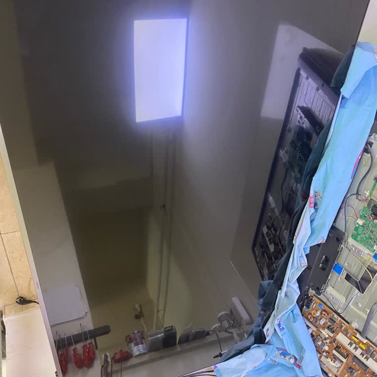 Samsung TV NU8000 Panel Arızası