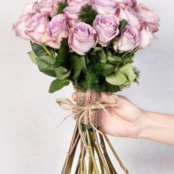 Çiçek Sepeti Alakasız Ve Eksik Giden Ürün.