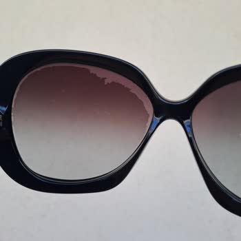 Ray Ban Gözlük Camında Soyulma