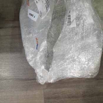 Pelikan Pet Shop Yırtık Paket Mama Gönderildi