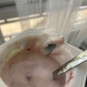 Sütaş Meyveli Yoğurt Küf Sorunu