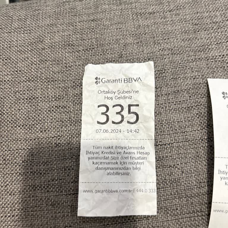 Ortaköy Garanti Bankası Gişede 1 Saat Bekletiyor!