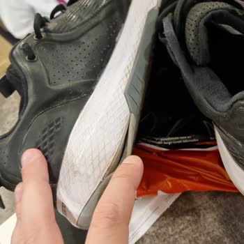 Under Armour Spor Ayakkabı Şikayeti