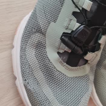 Salomon Ayakkabı 3 Ayda Yırtıldı