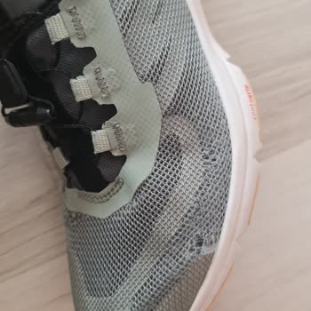 Salomon Ayakkabı 3 Ayda Yırtıldı