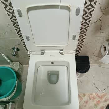 Seramiksan Asma Klozet Kapak Kırılması