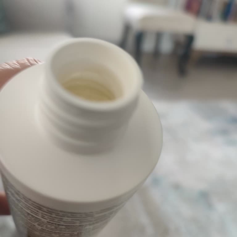 Kozvit Dercos Kepek Şampuanı