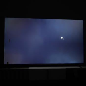 PHILIPS TV Siyah Ekran Işık Hüzmesi Sorunu
