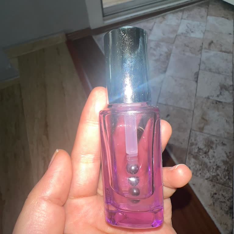 Loreal Paris Göz Çevremde Kırmızı Leke!