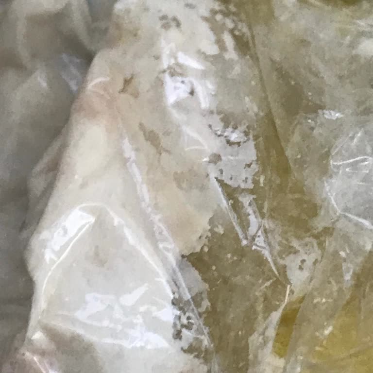 Akmar Market Tarihi Geçmiş Bozulmuş Ürün