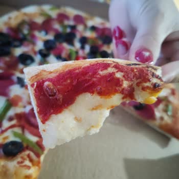Pizza Hut Girne Şube Kalitesizliği