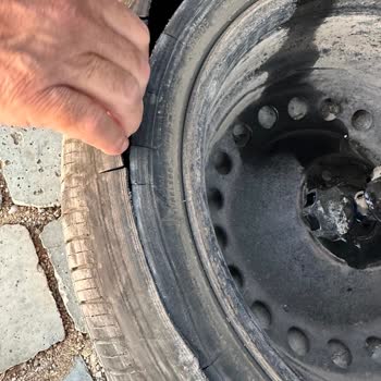 Goodyear Lastiklerde Güvenlik Sorunu: Aile Yolculuğunda Yaşanan Hayal Kırıklığı