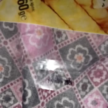 BİM Küflenmiş Ürün Satılıyor