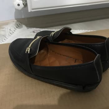 Modafirsat.com.tr Ayakkabı Aldım 1 Ayda 5 Kez Giydim Her Yeri Çatladı