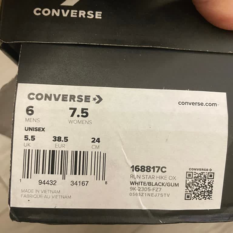 Converse Ayakkabı Model Kaynaklı Ayağımdan Çıkıyor