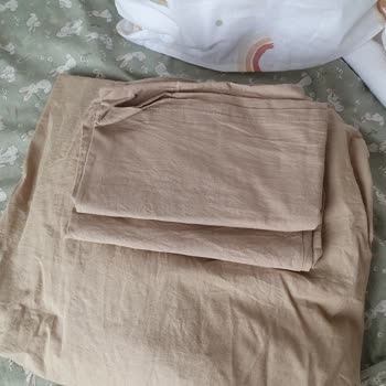 English Home Aynı Renkmiş Gibi Yazıp Farklı Tonlarda Ürünler Gönderdi.