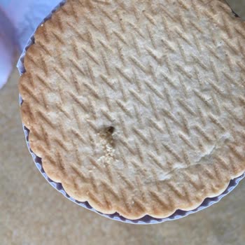 Eti Gıda Migros Eti Böcekli Kurtlu Ürün