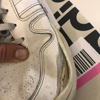 Adidas Mağazasından Ayakkabı Mağduriyeti