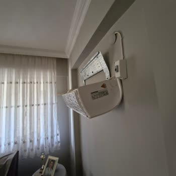 Arçelik Klima İç Ünite Yerinden Düştü, Sorumsuz Servis...