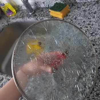 Karaca Züccaciye Karaca Tencere Seti Cam Kapağının Isıya Dayanıksız Olması