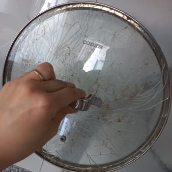 Karaca Züccaciye Karaca Tencere Seti Cam Kapağının Isıya Dayanıksız Olması