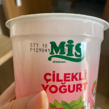 Şok Marketler Bozulmuş Ve Tadı Kötü Yoğurt