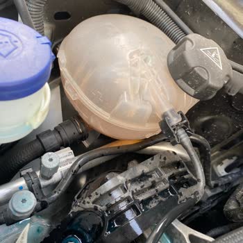 Opel Sıfır O*** Mokka Boya Dökülmesi Ve Su Kaçağı