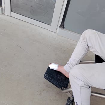 Antalya Şehir Hastanesi Hastanede Mağdur Olmamız Tek Bir Doktorun Olması Onunda 3 Saat Sonra