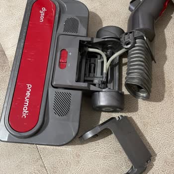 Dyson Süpürge Başlığının Kısa Sürede Kırılması