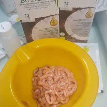 Neva Kozmetik Aynı Rek Kodu Farklı Tonda Ürün