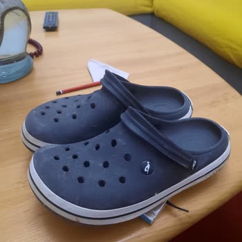 Akınal Bella Terliğim Güneş Altında Küçüldü 44 Numaradan 37 Ye Düştü