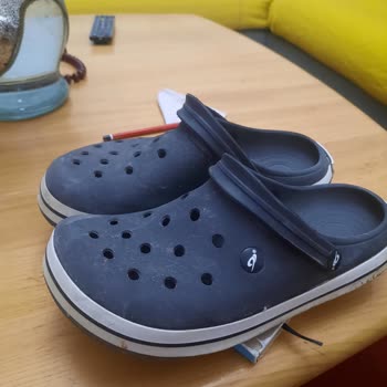 Akınal Bella Terliğim Güneş Altında Küçüldü 44 Numaradan 37 Ye Düştü