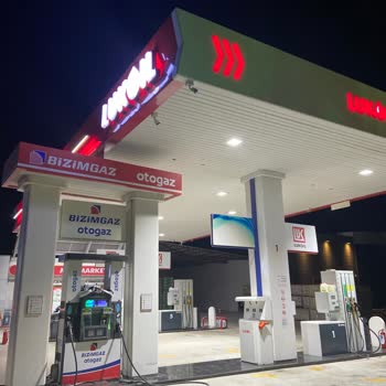 Lukoil Eurasia Bozuk Olan Ama Kullanılamayan Köpük Makinesi.