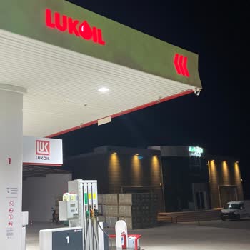 Lukoil Eurasia Bozuk Olan Ama Kullanılamayan Köpük Makinesi.
