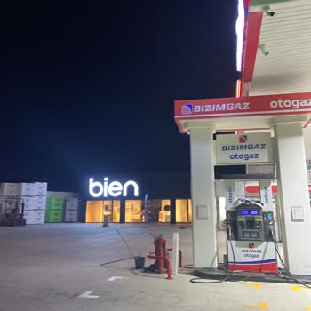 Lukoil Eurasia Bozuk Olan Ama Kullanılamayan Köpük Makinesi.